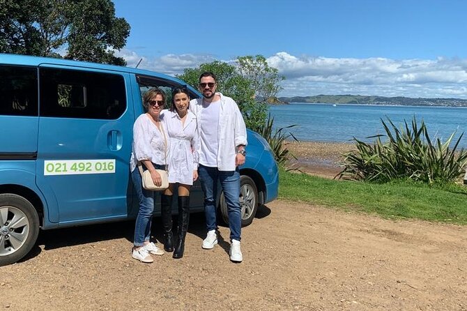 1.5h Waiheke Guided Scenic Tour in our Electric Van - Stop 1: Oneroa Beach and ocean-view drive moments