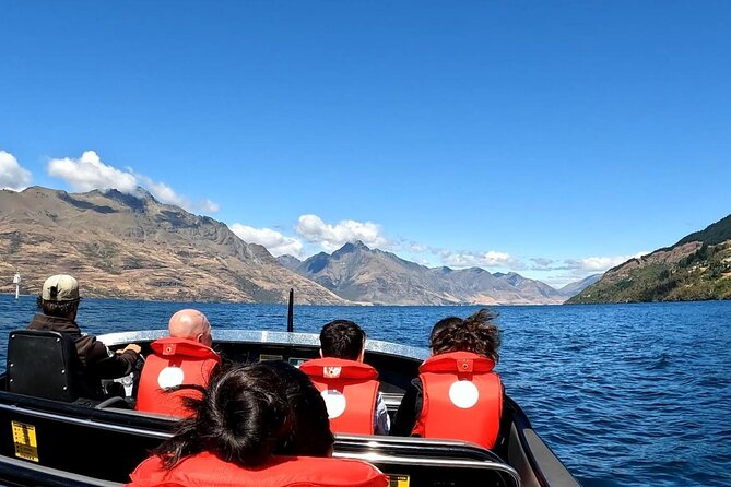 12 Day New Zealand Private Tour from Auckland to Queenstown - Rotorua’s geothermal days: Te Puia, Treewalk, and the pick-your-feeling pacing