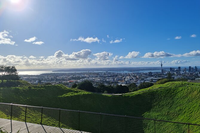 2025 Award Winning: Auckland City Highlights Half Day Tour - Holy Trinity Cathedral: Pacific-Gothic architecture in a tight 30 minutes