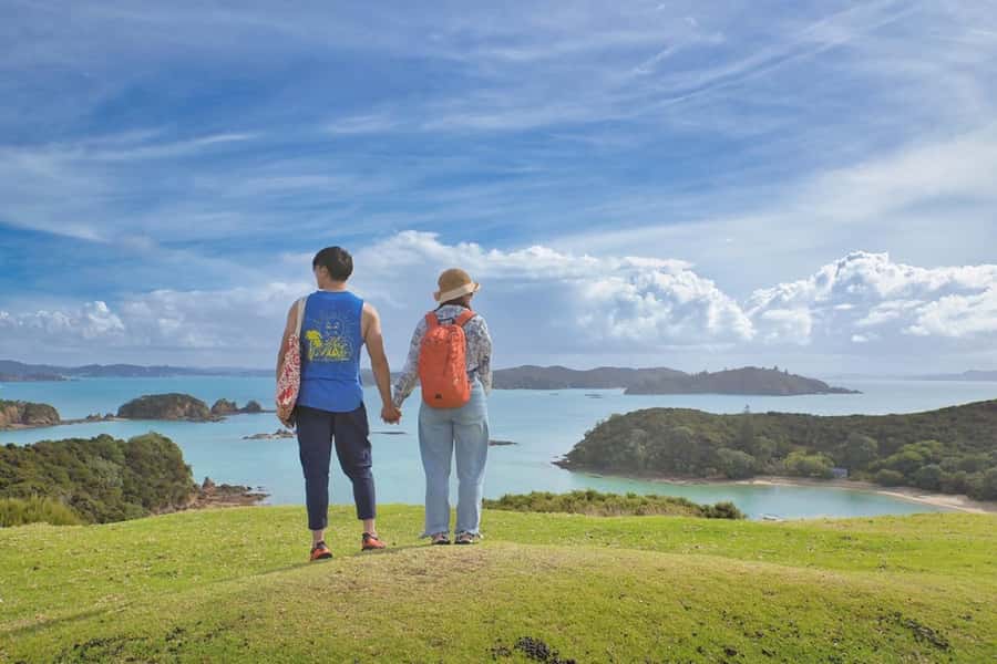 Auckland: 2-Day Bay of Islands Small Group Tour with Cruise - Key highlights to know before you go