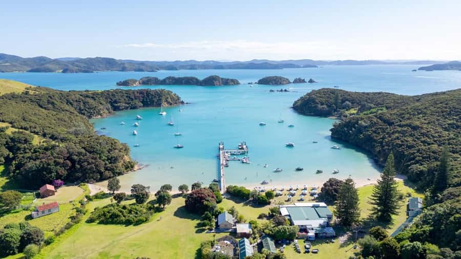 Auckland: 2-Day Bay of Islands Small Group Tour with Cruise - A practical 2-day Northland rhythm (and when it fits)