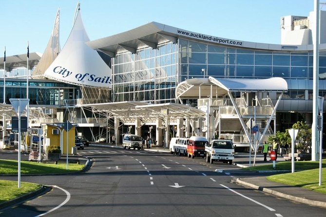 Auckland Airport Private One-Way or Round-Trip Transfer - One-Way vs Round-Trip: Matching This Transfer to Your Plan