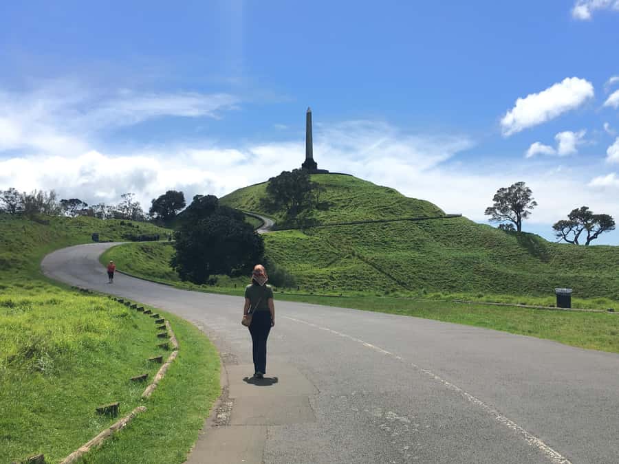 Auckland: Half-Day Auckland Volcanoes Tour - Mt Eden: the summit walk that delivers the big Auckland views