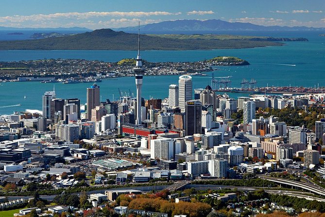 Auckland Highlights 4 Hrs city Tour - Mount Eden: the volcano viewpoint stop (and how to use your 40 minutes)