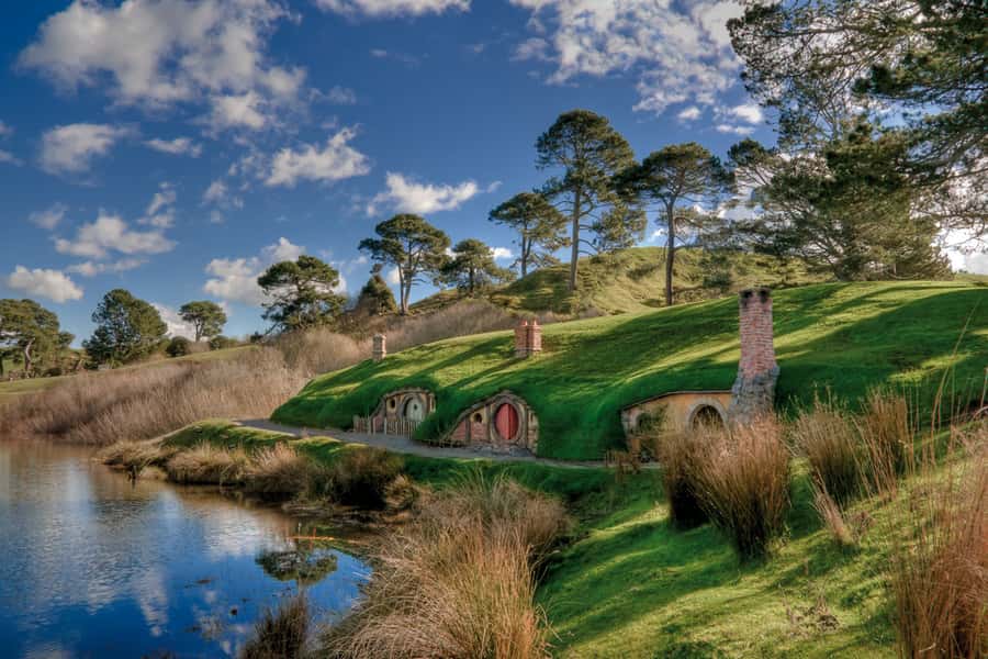 Auckland: Hobbiton Movie Set Tour with Lunch - Should You Book This Hobbiton Day Trip?