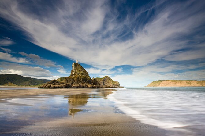 Auckland Maori Tour - Karekare Falls: waterfall country without the full-day hike