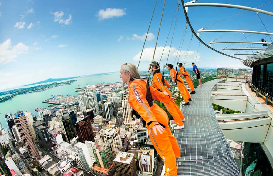 Auckland: Sky Tower SkyWalk - 192m High Edge Walk - Standing 192m above Auckland: what the SkyWalk really feels like