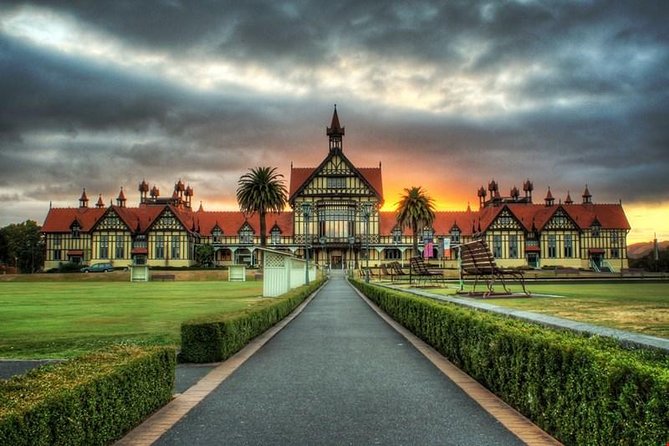 Auckland to Rotorua via Waitomo Caves Small Group Tour (One Way) - What happens in Rotorua: drop-off, central locations, and Te Puia as an option