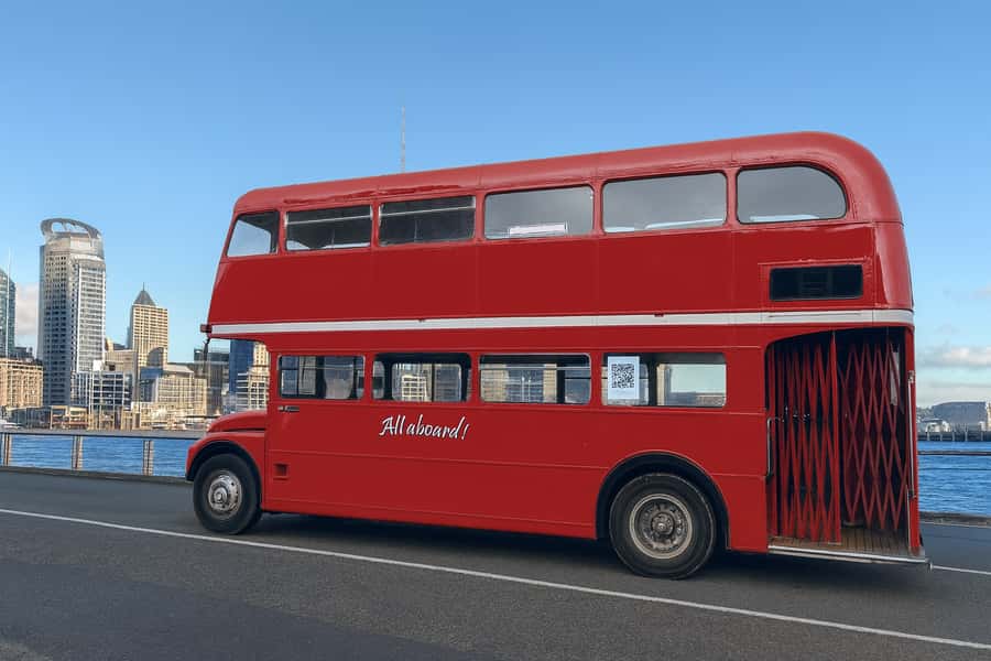 Auckland: Vintage Double-Decker Bus Sightseeing Tour - The Non-Stop Loop and the 3-Hour Reality Check