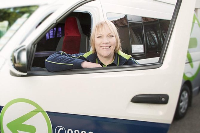 Departure Transfer: Auckland Central City Centre to Auckland Airport - The Minivan Ride: Comfort, Safety, and What Shared Really Feels Like