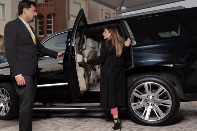 Direct & Quick Auckland Airport Transfer to/from Hotel in SUV - Price and value: $64 per group for up to 3 people