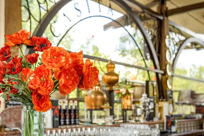 Flavours of Waiheke, wine, beer, spirits INCLUDES lunch - MAX 11 - Key highlights worth getting excited about