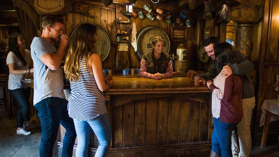 From Auckland: Hobbiton Movie Set Small Group Tour - The return drive: scenic breaks, dessert stop, and the day’s pacing