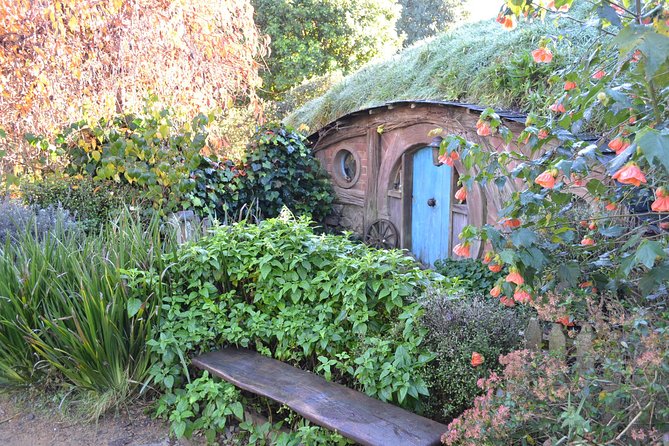 Hobbiton Movie Set day tour From Auckland - The Waikato drive: photo stops, onboard comfort, and less mental load