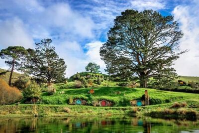 Hobbiton Movie set & Waitomo Caves Small Group Tour From Auckland - Price and What You Actually Get for NZ$279.26
