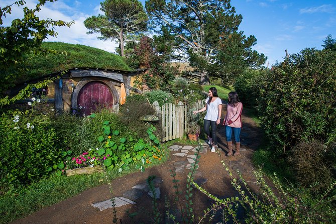 Hobbiton Movie set & Waitomo Caves Small Group Tour From Auckland - Who Should Book This Hobbiton + Waitomo Tour (and Who Might Skip It)