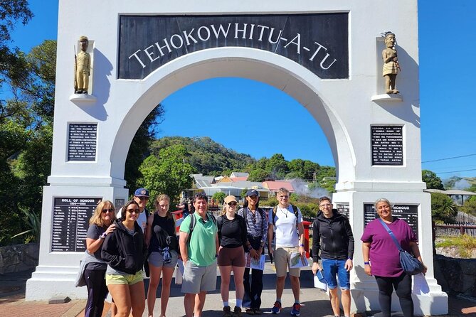 Hobbiton & Rotorua Māori Village with Lunch from Auckland - The road between stops: what the schedule feels like