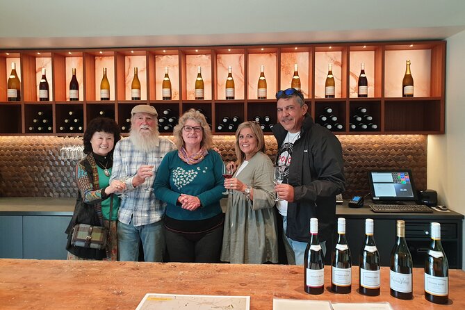 Kumeu Wine Region Shuttle from Auckland - The seven-wine tasting: how to get more out of every pour