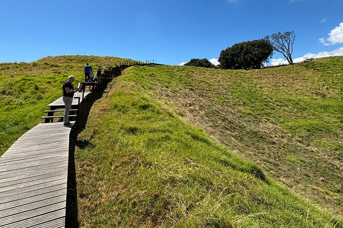 Private Auckland Best Top 5 Spots Half day Tour - Mission Bay: Coastal Views Without the Big Trip