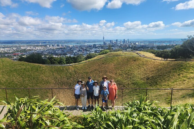Private Auckland Best Top 5 Spots Half day Tour - Westhaven Marina: A Perfect Start for City-of-Sails Energy