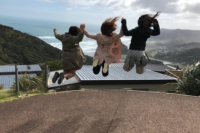 Private Auckland's West Coast - Piha/ Muriwai - Wild West Tour - Food and the pacing: what’s included, what’s on you