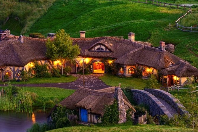 Private Driver Hire – Full-Day Touring-Auckland/Rotorua/Hamilton - How private driver touring works across Auckland, Rotorua, and Hamilton