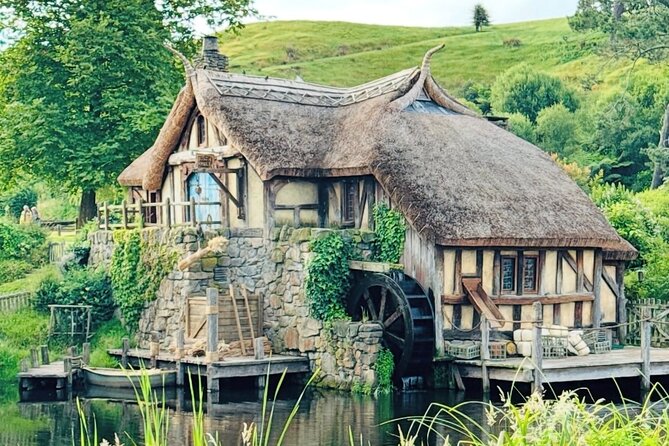 Private Hobbiton Movie Set and Rotorua Day Trip from Auckland - Hobbiton Movie Set: tickets are optional, but timing and ease matter