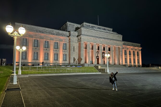 Private Night Tour of Auckland, Sky Tower Bar, Bridge & Museum - How a 2.5-Hour Private Auckland Night Keeps You Moving