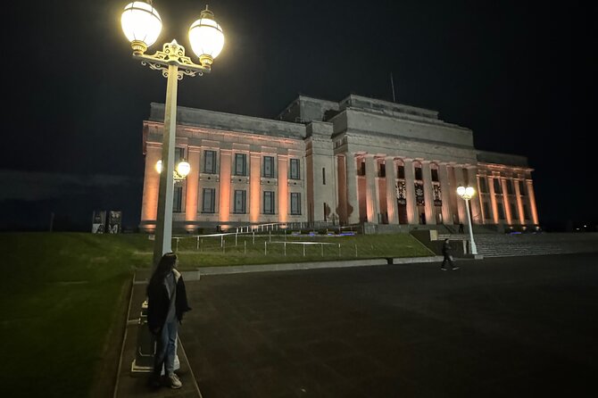 Private Night Tour of Auckland, Sky Tower Bar, Bridge & Museum - Price and Logistics: What You’re Actually Paying For