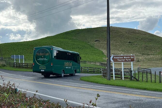 Private Round Trip Transport To Hobbiton From Auckland - A Clean Van, a Licensed Driver, and Calm Control on the Road