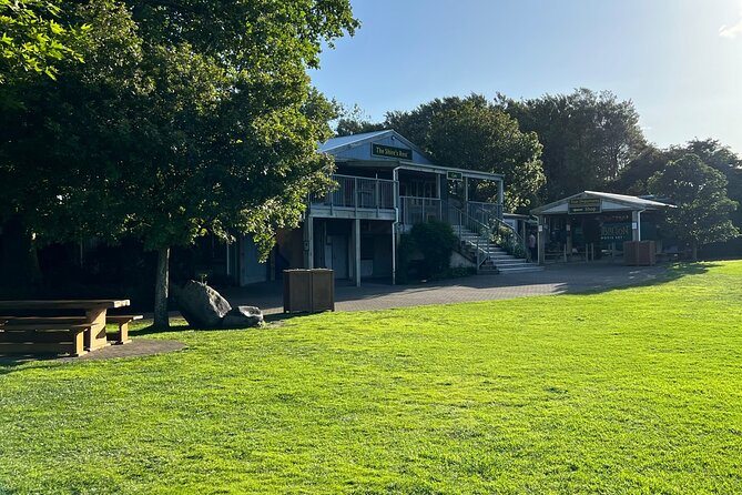 Private Round Trip Transport To Hobbiton From Auckland - Practical Tips That Make This Ride Feel Effortless