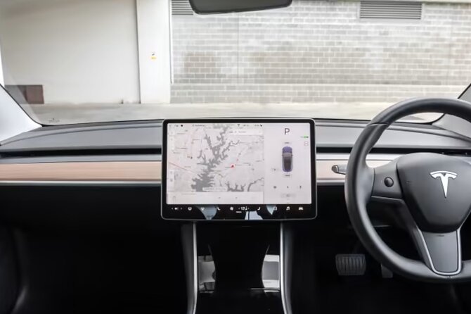 Private Tesla Transfer: Auckland, Tauranga, Rotorua, Taupo - Pickup timing: flexible, private, and designed to reduce waiting