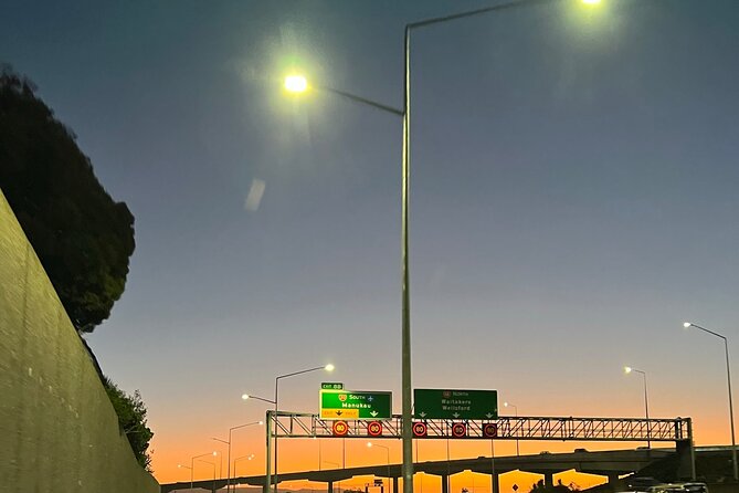 Private Transfer From Auckland International Airport To Auckland City - The drive from Auckland Airport to Auckland Central (what timing feels like)