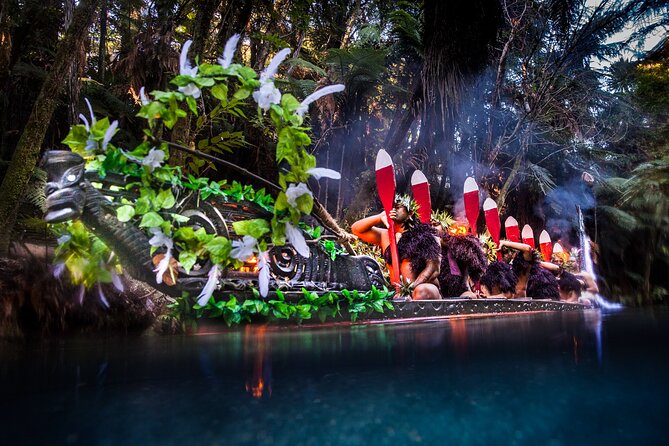 Rotorua Cultural & Geothermal Small Group Tour From Auckland - Auckland-to-Rotorua in a small group: the big idea