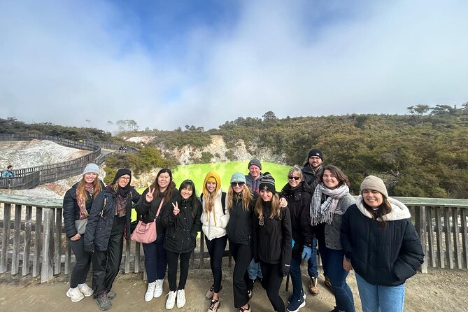 Rotorua Highlights inc. Waiotapu & Te Puia Day Tour from Auckland - The Return Trip to Auckland With “Secret Stops”