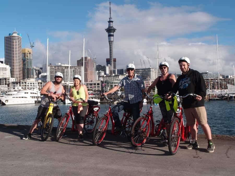 The Inside Loop: See Auckland's Coolest Neighbourhoods - Starting Point at Princes Wharf: Right Where the City Begins