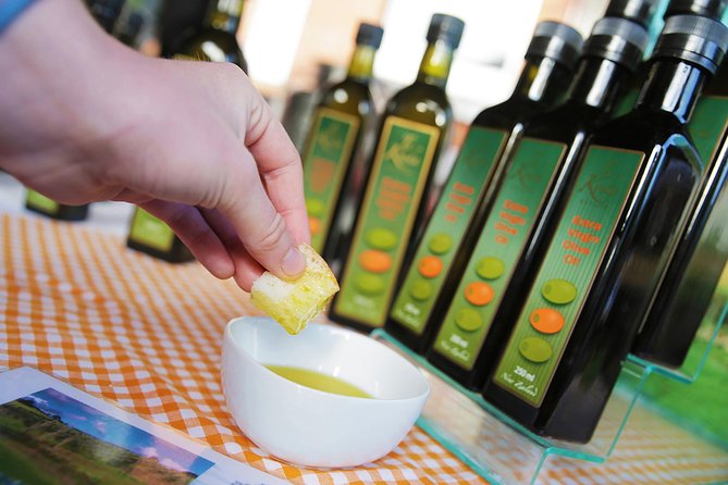 The Tastebud Tour, award winning food tour of Auckland - How the 4-hour minivan format works (and why it matters)
