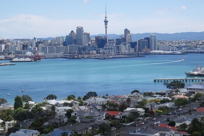 Volcanoes, Coasts, and Secret Spots Afternoon Tour in Auckland - Cyril Bassett VC Lookout: Skyline Photos with Sky Tower in Frame
