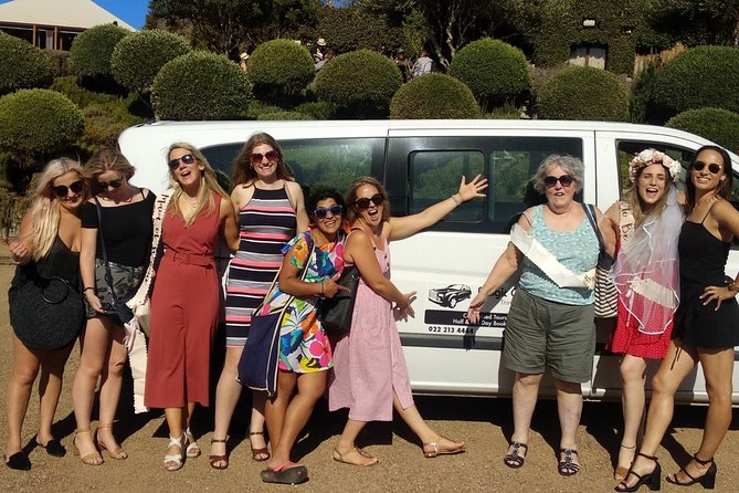 Waiheke Island Day Tour: Ziplining, Wine Tasting & Vineyard Lunch - Cable Bay and Mudbrick: Wine Tastings With a Slower Finish