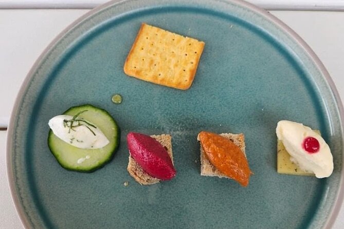 Waiheke Island Gourmet Food and Wine Tour - Price and value: what $212.86 buys you on Waiheke