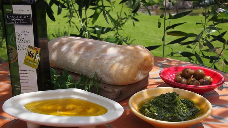 Waiheke Island Gourmet Food and Wine Tour with Lunch - Key things that make this tour worth your time