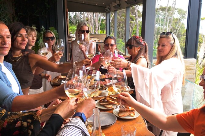 Waiheke Island: Scenic Wine Tour on a Double Decker Bus - A double-decker Waiheke day built for great views