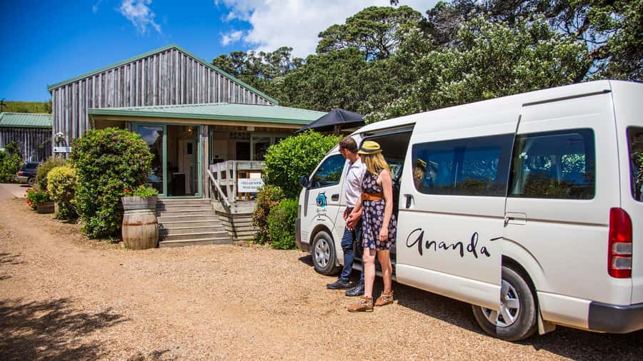 Waiheke Island: The Essence of Waiheke Wine Tour - Price and value: is $164 a fair deal for three tastings and lunch?