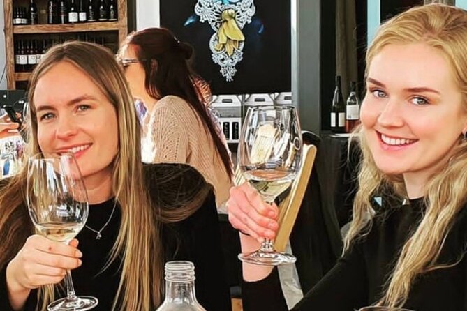 WAIHEKE ZEITGEIST Small Groups Ultra Boutique Off Grid Wine Tours - Grant’s style: local stories that make the wines make sense