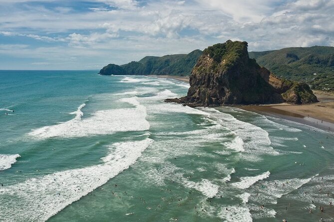 West Coast Discovery Piha Beach Private Tour - Piha Beach and Lion Rock: The Black-Sand Moment