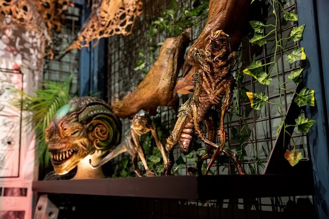 Wētā Workshop Unleashed Tour - Auckland - Horror, sci-fi, and fantasy scenes that teach by doing